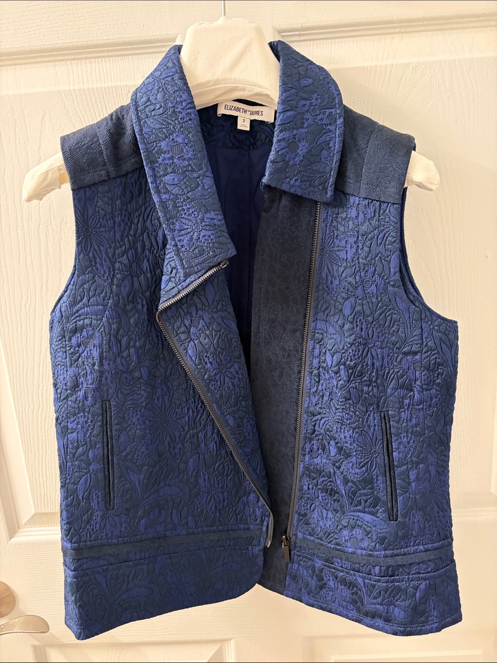 Elizabeth and James Textured Royal Blue Quilted Vest Size 2